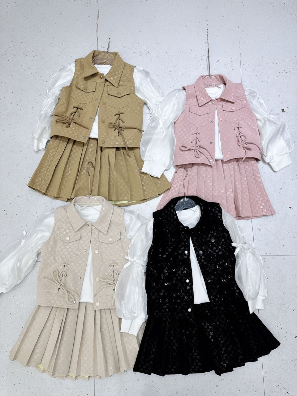 ✨ Ensemble deux-pièces chic pour fille - Gilet et Jupe Plissée